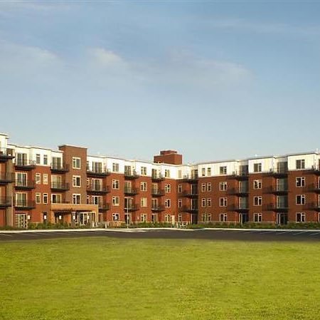Execustay At York Place Apts Идайна Экстерьер фото